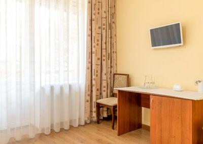 Номер «Семейный» 1 комнатный 1 категории в корпусе №1 санатория «им.Горького» в г. Кисловодске - фотография