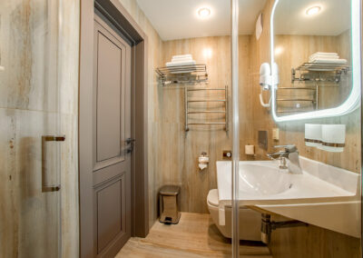 Номер «Стандарт» 1 местный 1 категории в корпусе №2 санатория «им.Горького» в г. Кисловодске - фотография