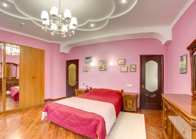 Номер «Сюит» в корпусе №1 санатория «им.Горького» в г. Кисловодске - фотография