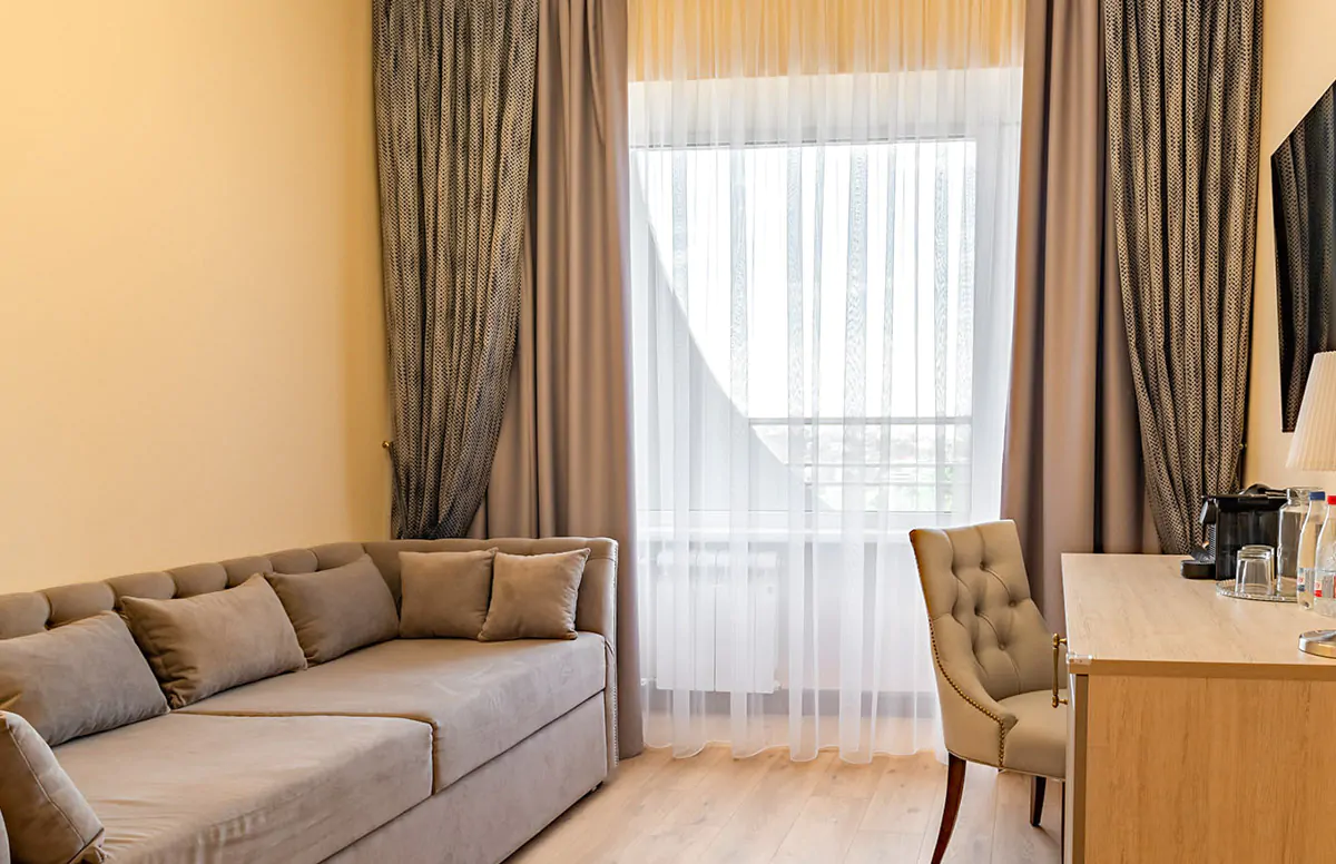 Номер «Люкс» 2 комнатный в корпусе №2 санатория «им.Горького» в г. Кисловодске - фотография