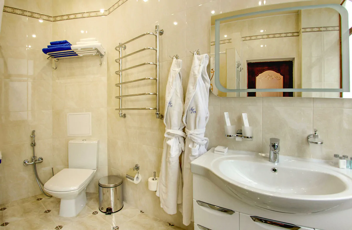 Номер «Сюит» в корпусе №1 санатория «им.Горького» в г. Кисловодске - фотография