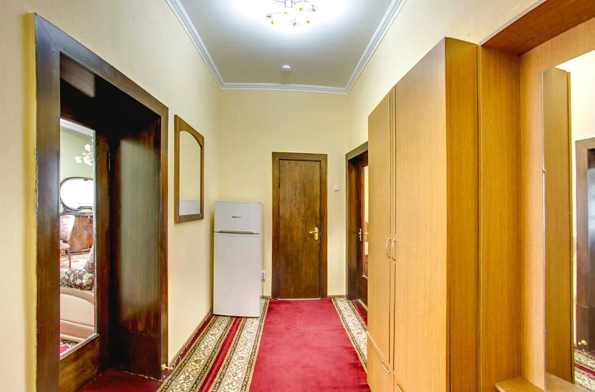 Номер «Улучшенный» 2 комнатный 1 категории в корпусе №1 санатория «им.Горького» в г. Кисловодске - фотография